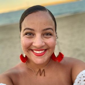 Meet your Posher, Maria